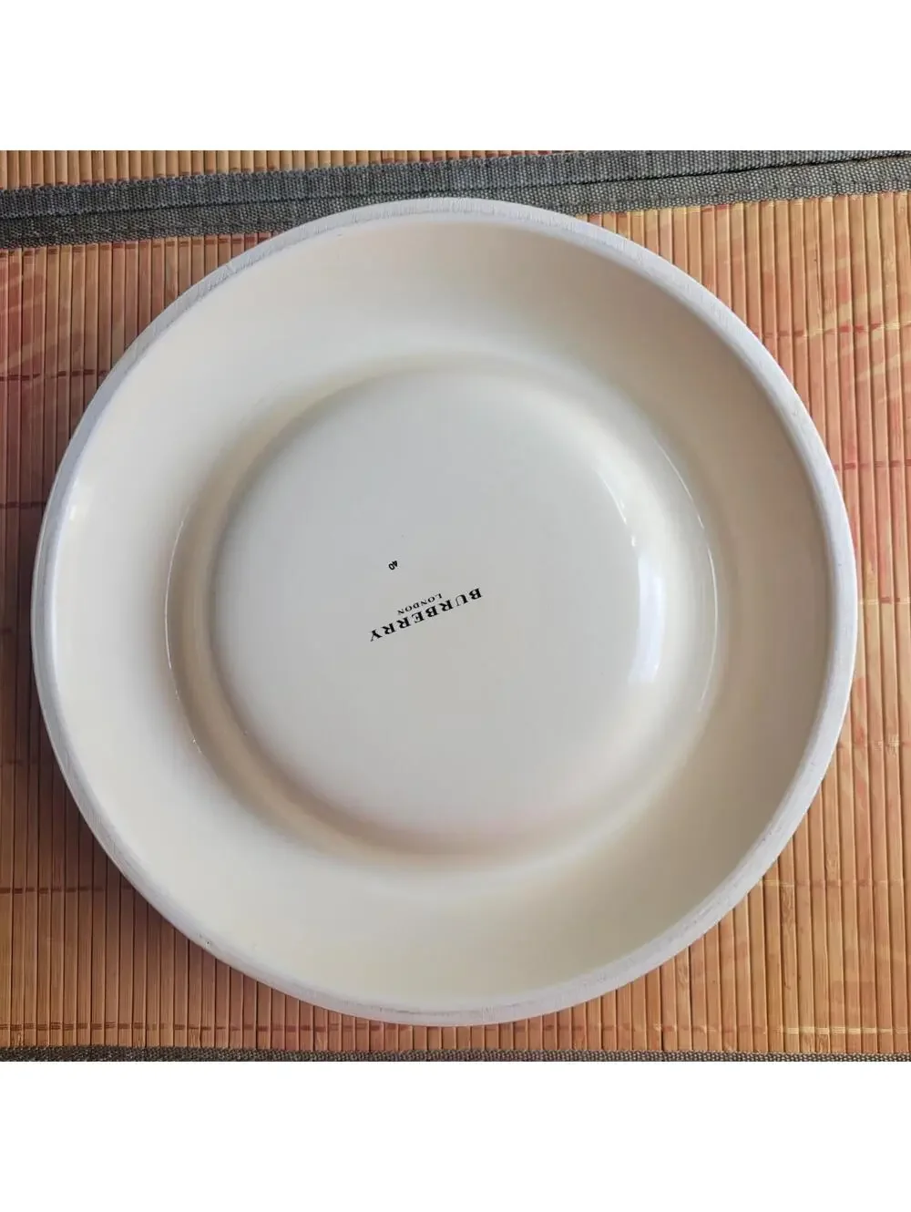 Burberry Nova Ceramic Standard Dog Bowl Plaid Pattern Beige Black Red Gray